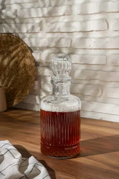 Pullo, läpinäkyvä, 11 x 11 x 25 cm, kestävä, BPA-vapaa - Tarjoiluastiat - 8684283561490 - 2