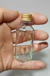 Keittiötarvikkeet: 6-osainen Lasipullosetti, Kulta, 100% Lasi, 3,3 x 7,8 cm, 30 ml, Astianpesukoneen Kestävä - Tarjoiluastiat - 8684283873630 - 5