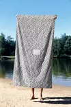 Monivärinen Rantapyyhe 70x130 cm - Pehmeä ja Imukykyinen Polyesteri/Polyamidi Mikrokuitukangas - Kylpyhuoneen Ylellisyys - Pyyhkeet ja kylpytakit - 8684282665861 - 4