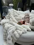 Sohvapeite 150x100 cm, 100% Polyesteri, Konepestävä 20 °C, Kermanvärinen, Tyylikäs ja Kestävä Suoja Huonekaluille - Päiväpeitteet ja torkkupeitot - 8684283664641 - 1