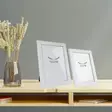Valkoiset Valokuvakehykset 2 kpl - 100% Muovia, Koot 13x18 cm ja 15x21 cm, Tyylikäs ja Kestävä Sisustusratkaisu - Taulut ja kehykset - 8683743538171 - 2