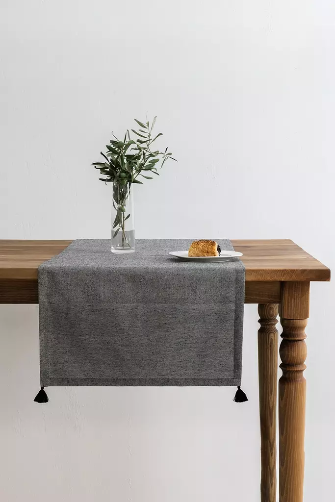 Musta Keittiömatto 50x150 cm - Konepestävä, Helppohoitoinen, 65% Puuvillaa, 35% Polyesteriä, Ei Silitystä Tarvitse - Pöytäliinat ja tabletit - 8684282835851 - 1