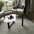 Walnut-värinen 100% massiivipuinen sohvapöytä, karkaistu lasikehys, mitat: 96x41x81 cm, tyylikäs ja kestävä - Sohvat - 8682870558502 - 6