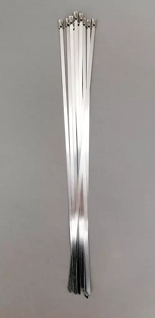Nippuside metallinen 35 cm - Kiinnikkeet ja ruuvit - 6438151013312 - 1