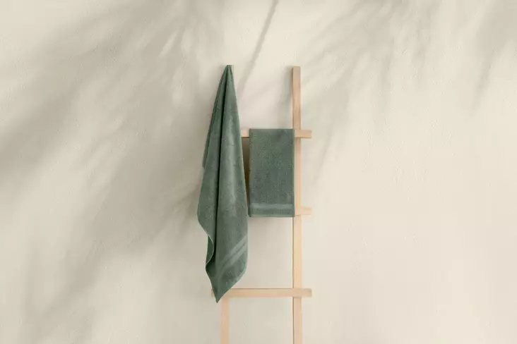 Kylpypyyhesetti (2 kpl), vihreä, 50 x 90 cm ja 90 x 150 cm, pehmeä, helppohoitoinen - Pyyhkeet ja kylpytakit - 8683743314232 - 1