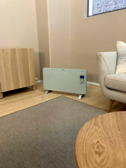 Paneelilämmitin lasinen Airam SmartHome - Lämpöpatterit ja -puhaltimet - 6435200302373 - 2