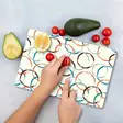 Monivärinen 100% Karkaistu Lasi Leikkuulauta 20x30 cm - Antibakteerinen, Helppo Puhdistaa, Liukumattomat Silikonijalat - Keittiötyövälineet - 8684283727483 - 2