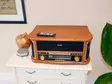 Puinen retro-levysoitin, jossa on Bluetooth® AM/FM-radio USB-koodaus CD-soitin, kasettisoitin ja sisäänrakennetut kaiuttimet. - Levysoittimet ja neulat - 8711902082903 - 54