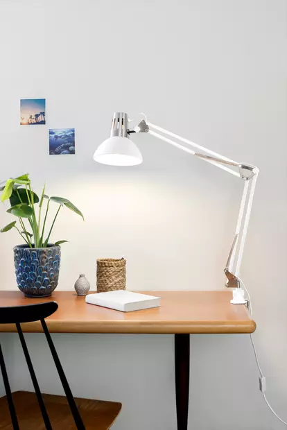 P=C3=B6yt=C3=A4valaisin Airam Aria valkoinen - Lattia- ja pöytävalaisimet - 6435200227904 - 1