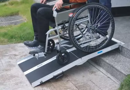 Pyörätuoliramppi kokoontaittuva - Yksittäiskappaleet - 0283080134364 - 2