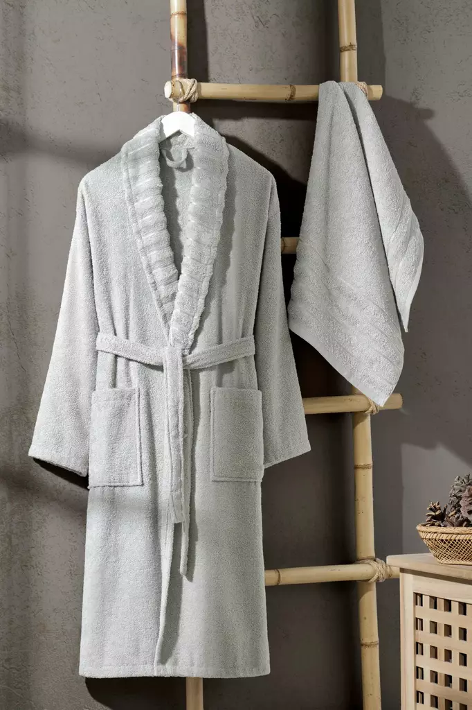100% Puuvillainen Kylpytakkisetti L/XL, Käsipyyhe 50x90 cm, Konepestävä 30 °C, Väri: Vaaleanharmaa - Pyyhkeet ja kylpytakit - 8684283617104 - 1