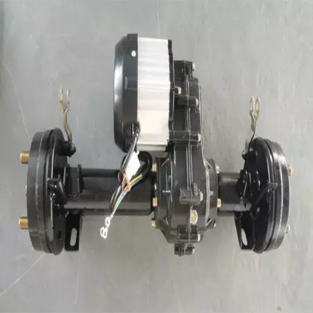 SilverFox Four 2.0 Moottori, sisältäen taka-akselin, tasauspyörästön ja takanavat - SilverFox Four 2.0 - 6438431022805 - 1