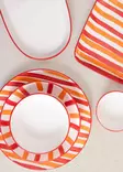 Oranssi 100% Keraaminen Tarjoilulautanen 30x30x2 cm - Astianpesukoneen Kestävä, Ei Mikroaaltouuniin - Tarjoiluastiat - 8684283616695 - 3