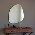Valkoinen Peili 75x58 cm - Moderni MDF Kaluste, Seinään Kiinnitettävä, Asennusvalmis, Tyylikäs Sisustuselementti - Peilit - 8682870558755 - 4