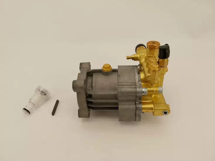 Pumppu varaosa korkeapainepesuriin DURO207 - Painepesurit - 6438168114835 - 1