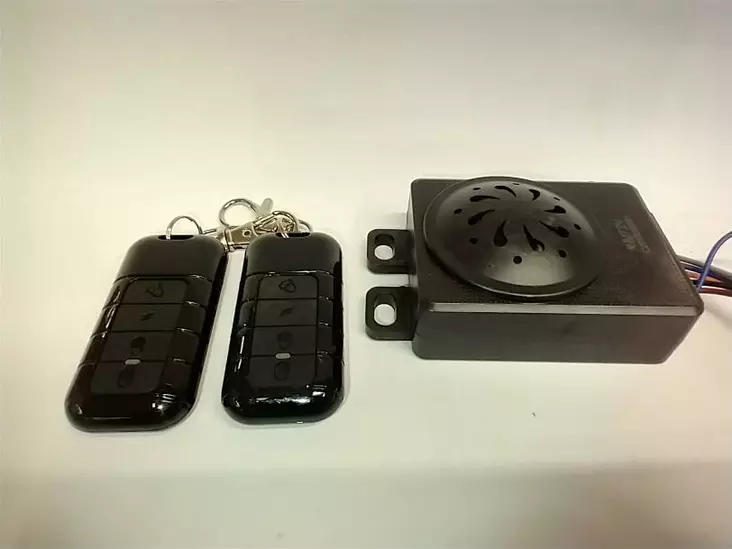 SuperMoto Hälytin / Kauko-ohjain - SuperMoto - 6438431021426 - 1