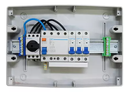 Ryhm=C3=A4keskus Famatel 1-rivinen - Sähköasennustarvikkeet - 6438140939487 - 2