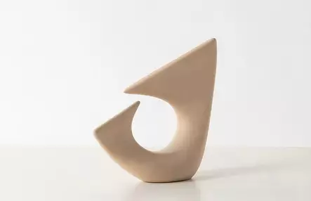 Kevyt Ruskea Koriste-esine 100% Keraaminen 28x11x28 cm - Tyylikäs Sisustuselementti Kodin Koristeluun ja Lahjaksi - Koristeet, koriste-esineet - 8684282979777 - 2