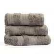 Harmaa Kylpypyyhe 70x140 cm - 60% Puuvilla, 40% Bambua, 685 gr/m² - Konepestävä, Kestävä ja Tyylikäs - Pyyhkeet ja kylpytakit - 8681875945867 - 2