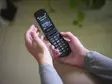 Puhelin taittuva SOS musta Denver BAS-24400MNB - Puhelimet - 5706751067617 - 5