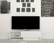 Valkoinen TV-taso 120x35x31,8 cm - Moderni ja Tyylikäs Säilytysratkaisu, 100% Melamiinipinnoitettu, Useita Hyllyjä - TV-tasot - 8681875508727 - 3