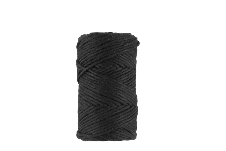 Kehrä Makramelanka 3 mm musta 250 g - Langat ja ompelutarvikkeet - 6410416011547 - 1