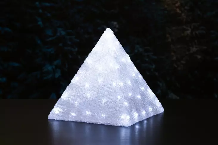 Koristevalo Pyramidi 80 led - Valokoristeet ja valohahmot - 6410416074597 - 1