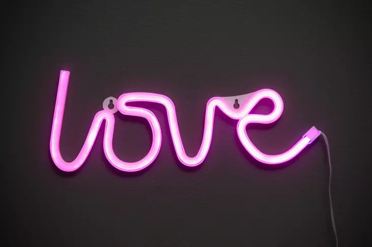 Led Love lämmin pinkki - Valokoristeet ja valohahmot - 6410416480817 - 1