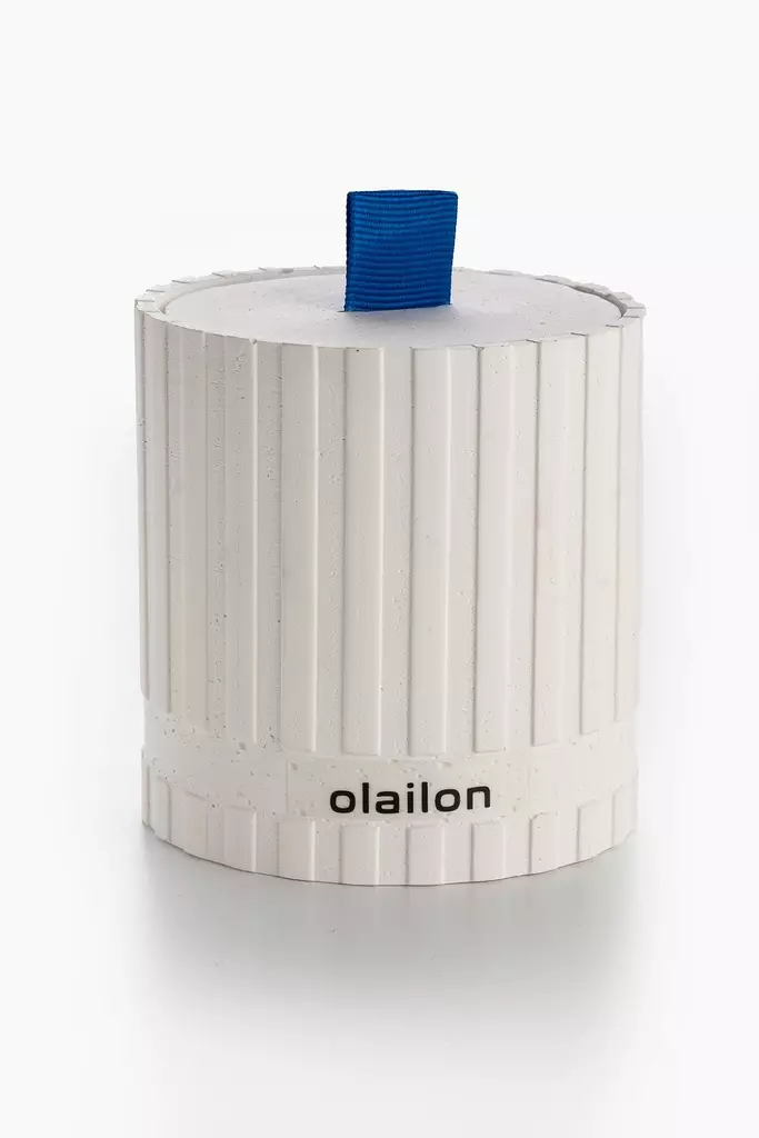 Valkoinen Betoni Nauha Meripihka Kynttilä - 8 cm x 8,5 cm - Paraffiini/Soya - Sisustukseen ja Lahjaksi - Kynttilät ja lyhdyt - 8684282969297 - 1