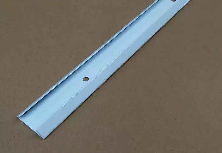 Yläkisko H 2000mm - Hyllynkannattimet ja seinäkiskot - 6438168117027 - 1