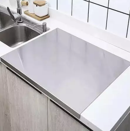 Ruostumaton Teräksinen Leikkuulauta 30x40 cm - Antibakteerinen, Helppo Puhdistaa, Tyylikäs Hopea Keittiöön - Keittiötyövälineet - 8684283837298 - 2