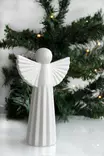 Enkeli 17,5 cm Winteria - Joulukoristeet ja -tekstiilit - 6410416172118 - 1