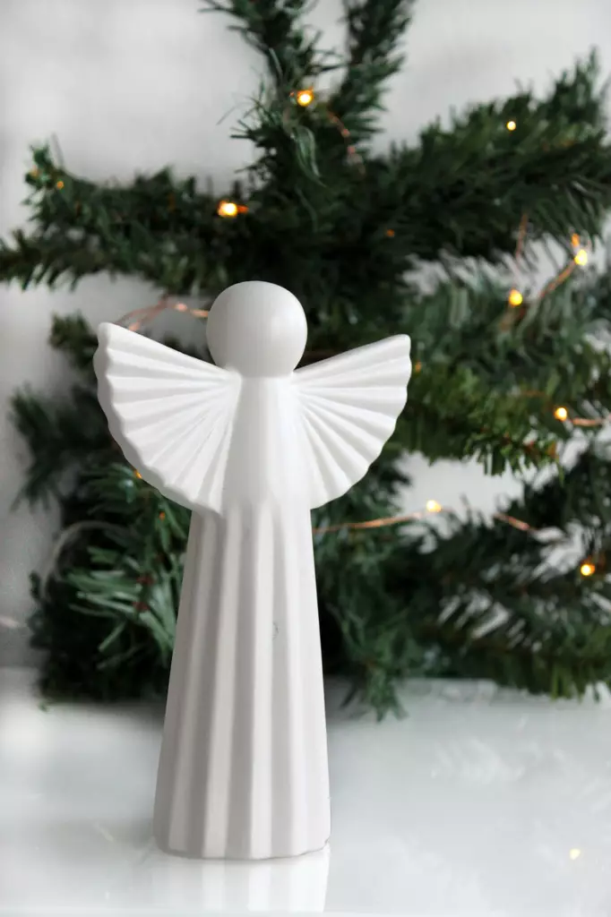Enkeli 17,5 cm Winteria - Joulukoristeet ja -tekstiilit - 6410416172118 - 1