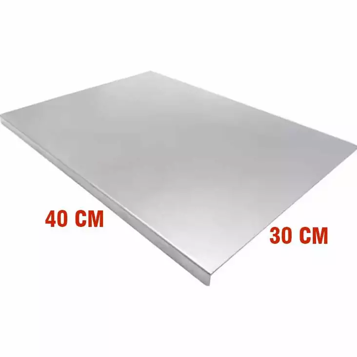 Ruostumaton Teräksinen Leikkuulauta 30x40 cm - Antibakteerinen, Helppo Puhdistaa, Tyylikäs Hopea Keittiöön - Keittiötyövälineet - 8684283837298 - 1