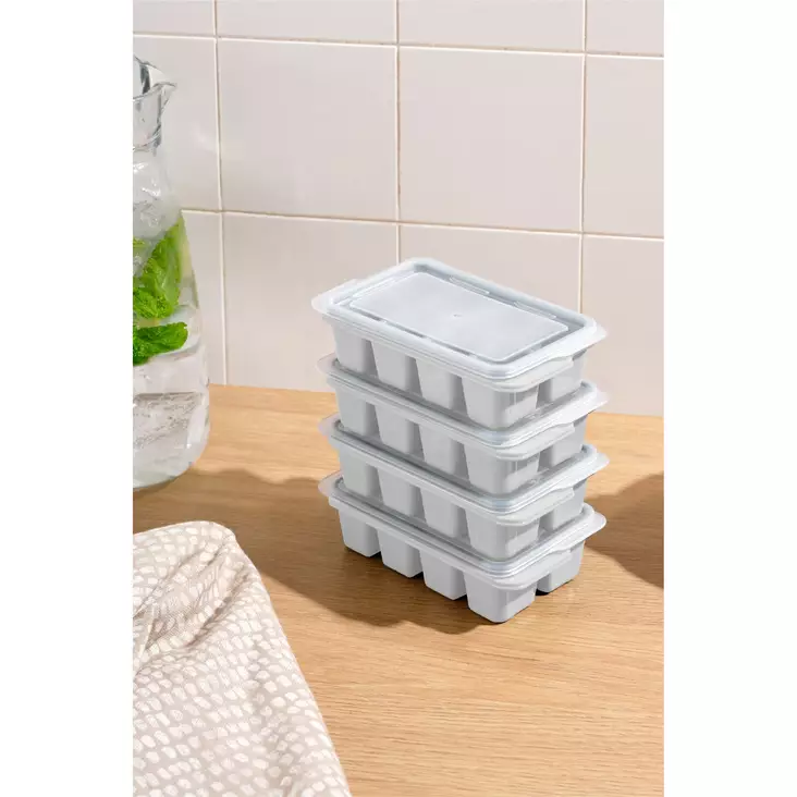 Valkoiset Jäämuotit - 100% Muovia, Koko 7,5 x 12,5 x 3,5 (4 kpl), Astianpesukoneen Kestävät, Tyylikäs Keittiötarvike - Keittiötyövälineet - 8684282826828 - 1
