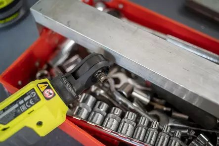 R=C3=A4ikk=C3=A4v=C3=A4=C3=A4nnin Ryobi 3/8=E2=80=9D 18V ONE+, runko - Akkumutterinvääntimet - 4892210183149 - 2