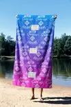 Monivärinen Rantapyyhe 70x130 cm - Pehmeä ja Imukykyinen Polyesteri/Polyamidi Mikrokuitukangas - Kylpyhuoneeseen - Pyyhkeet ja kylpytakit - 8684282665779 - 4