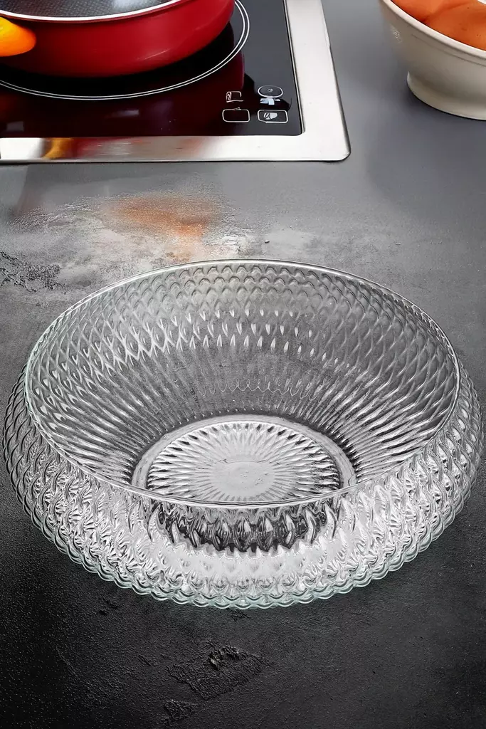 Läpinäkyvä Lasinen Salaattikulho 26x26 cm - Tyylikäs ja Kestävä Keittiöväline, Astianpesukoneen Kestävä, Ei Mikroaaltouuniin - Tarjoiluastiat - 8684283873999 - 1